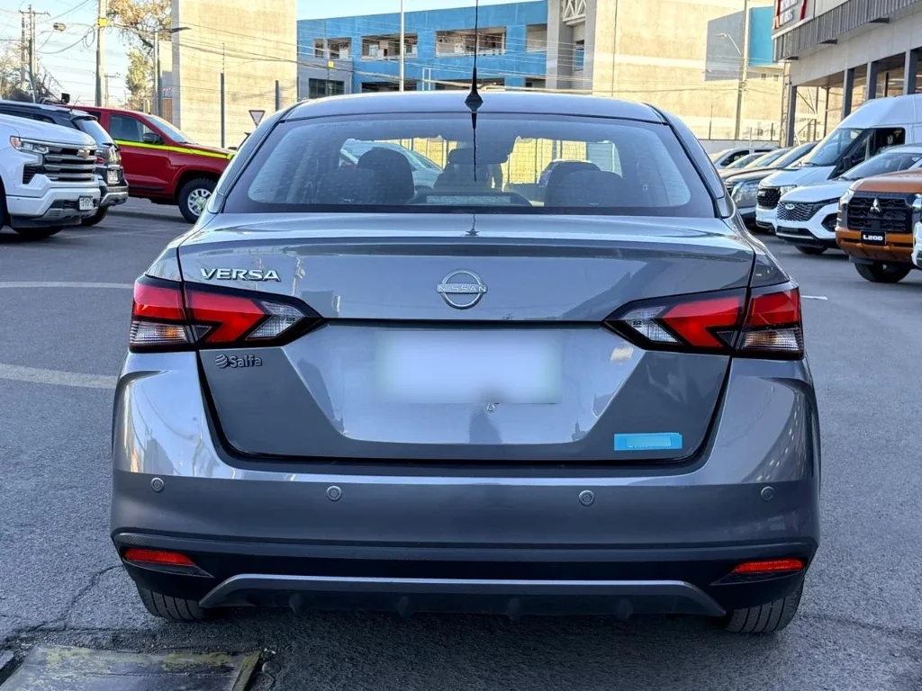Nissan Versa Sense 1.6 Mt 4x2 año 2025