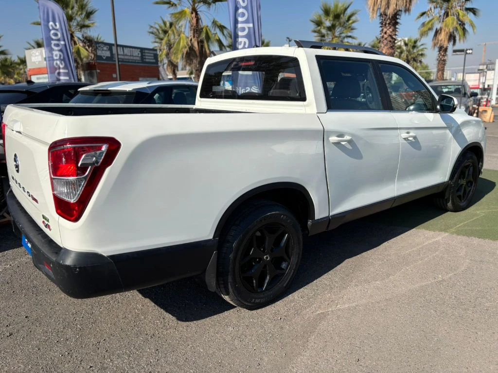 Ssangyong Grand Musso 2.2 Grand Limited Td Diesel 4wd At6 4p año 2023
