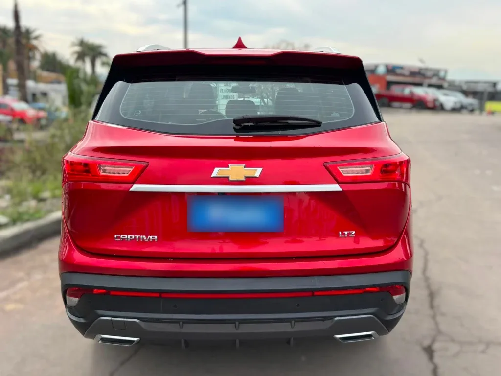 Chevrolet Captiva 1.5t Ltz Fwd Cvt At 5p año 2022