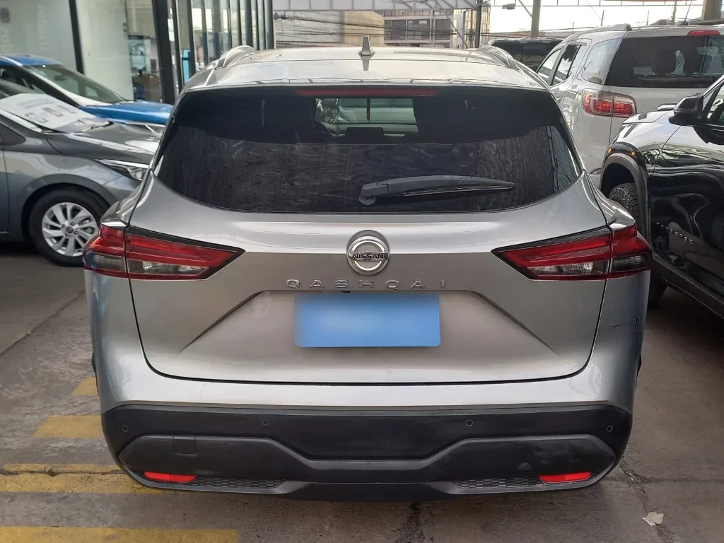 Nissan Qashqai 1.3t Advance 2wd Cvt At 5p año 2023