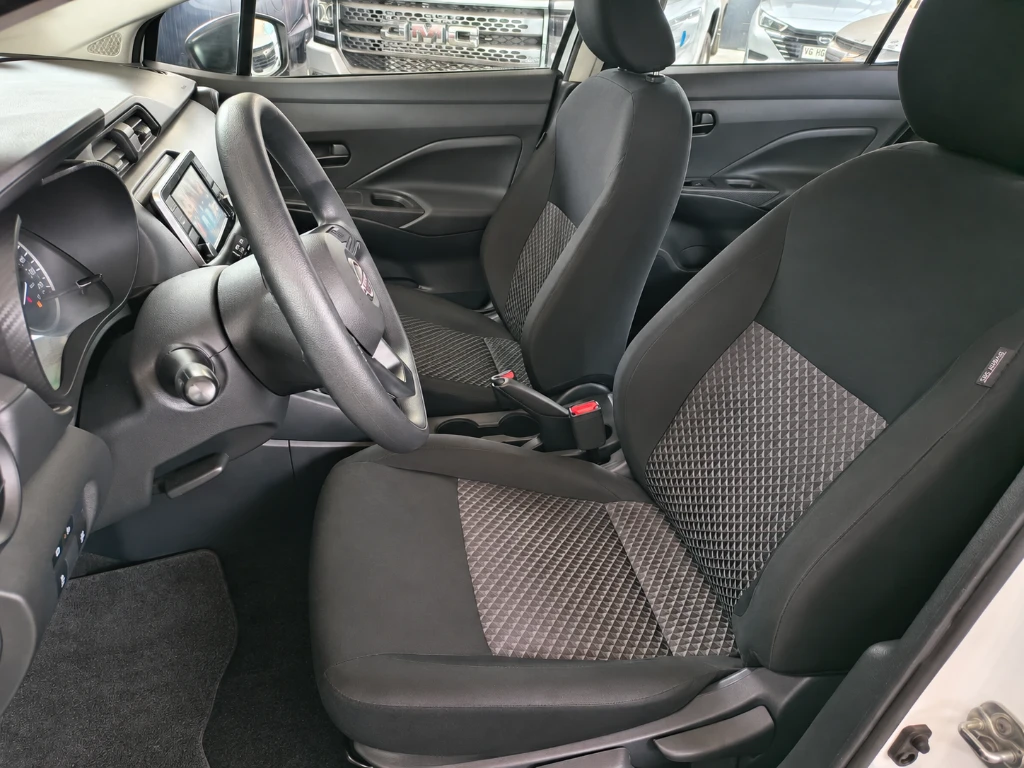 Nissan Versa Sense 1.6 Mt 4x2 año 2025