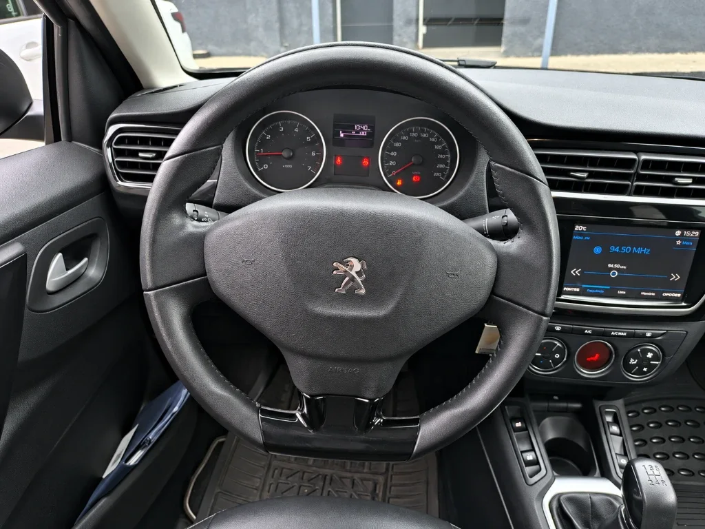 Peugeot 301 1.6 Allure Hdi 92 Mt Diesel año 2022