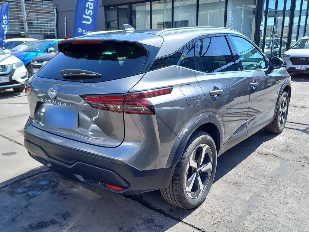 Nissan Qashqai 1.3t Advance 2wd Cvt At 5p año 2025