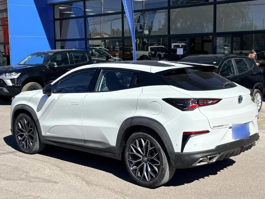 Changan Uni-T T Turbo 1.5 Aut año 2023