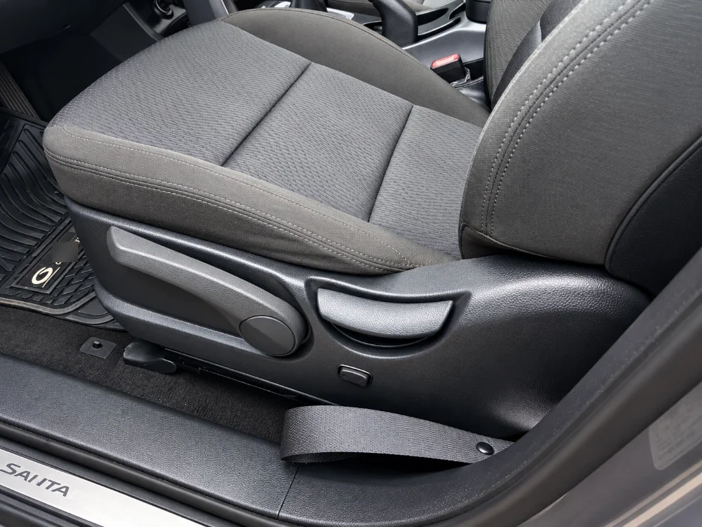 Hyundai Santa Fe 2.4 4x2 Mt 5p año 2017
