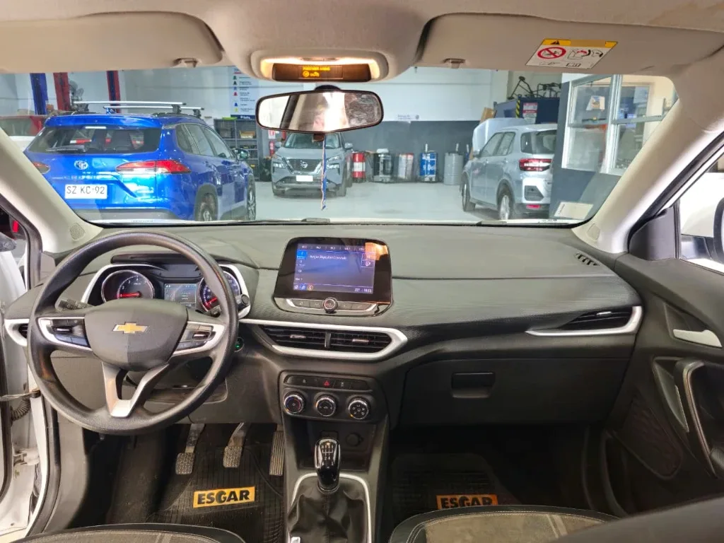 Chevrolet Tracker 1.2t Ltz Fwd Mt 5p año 2022
