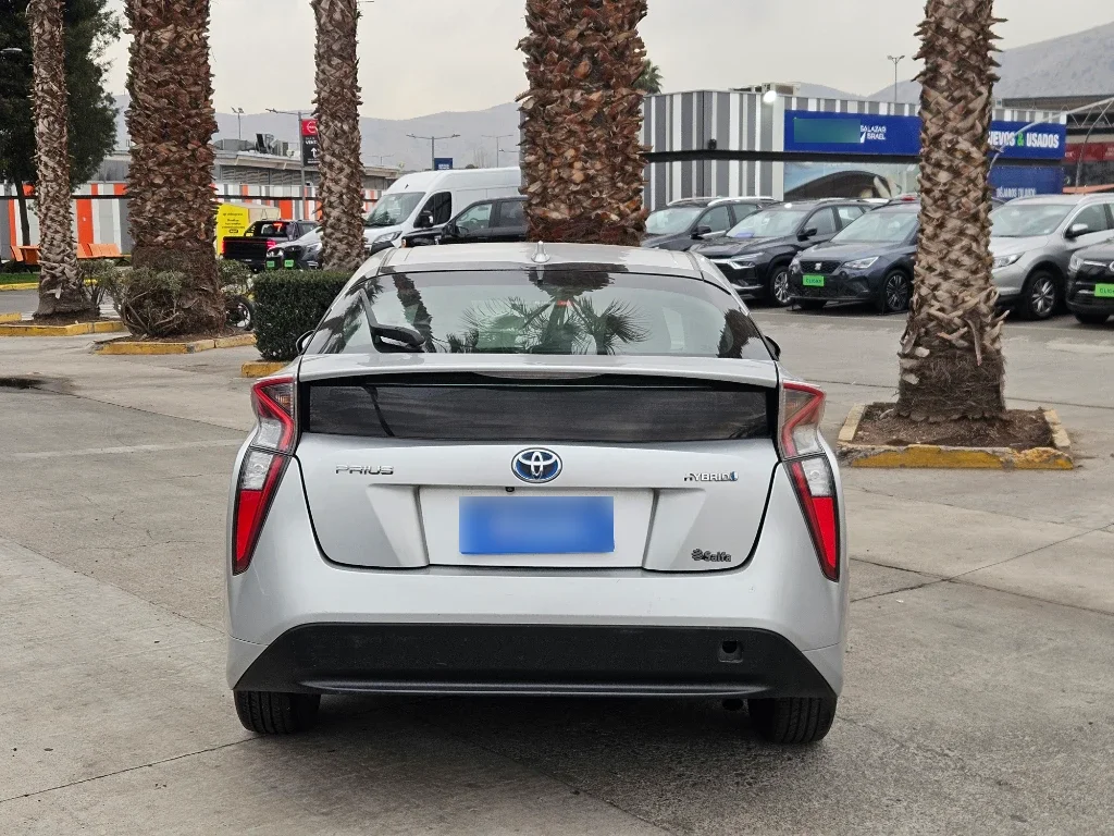 Toyota Prius 1.8 Cvt At 5p año 2018