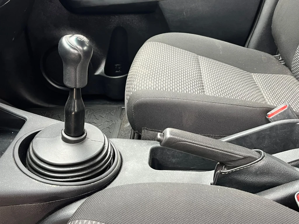 Toyota Hilux Dc 4x4 2.4 D Dx Mt año 2024