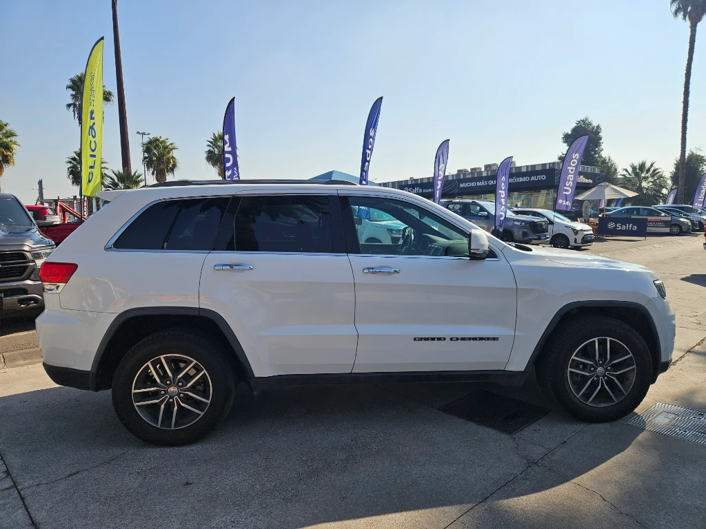 Jeep Grand Cherokee 3.6 Limited Lx 4x4 At 5p año 2018