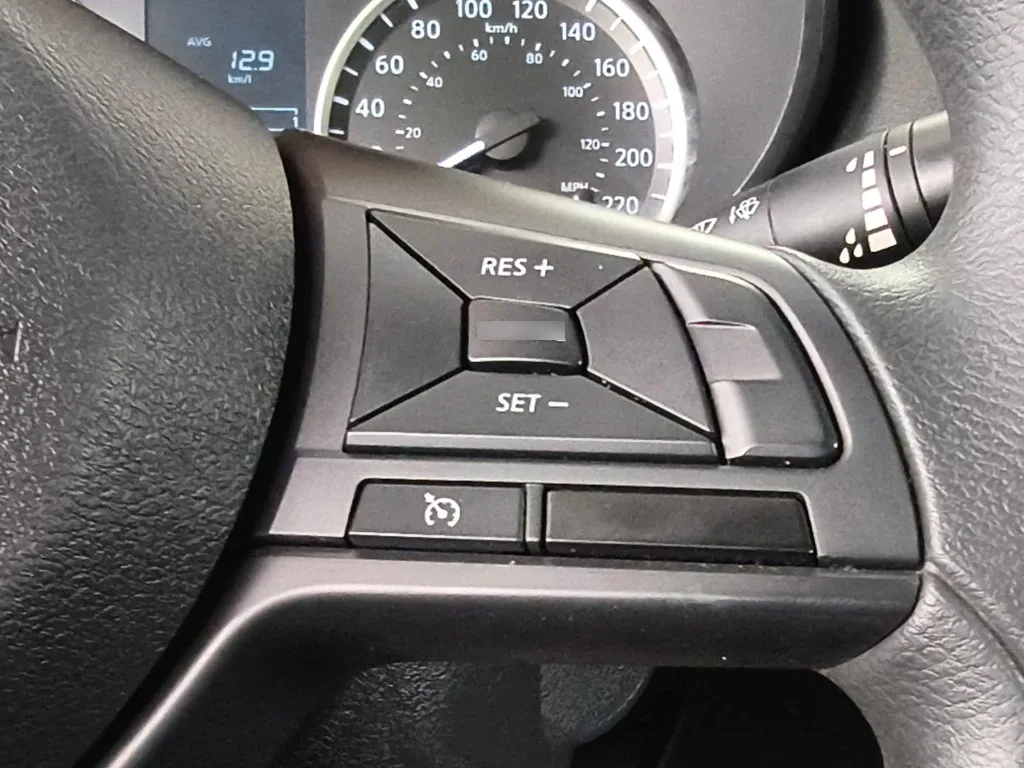 Nissan Versa 1.6 Sense 4x2 Mt 4p año 2025