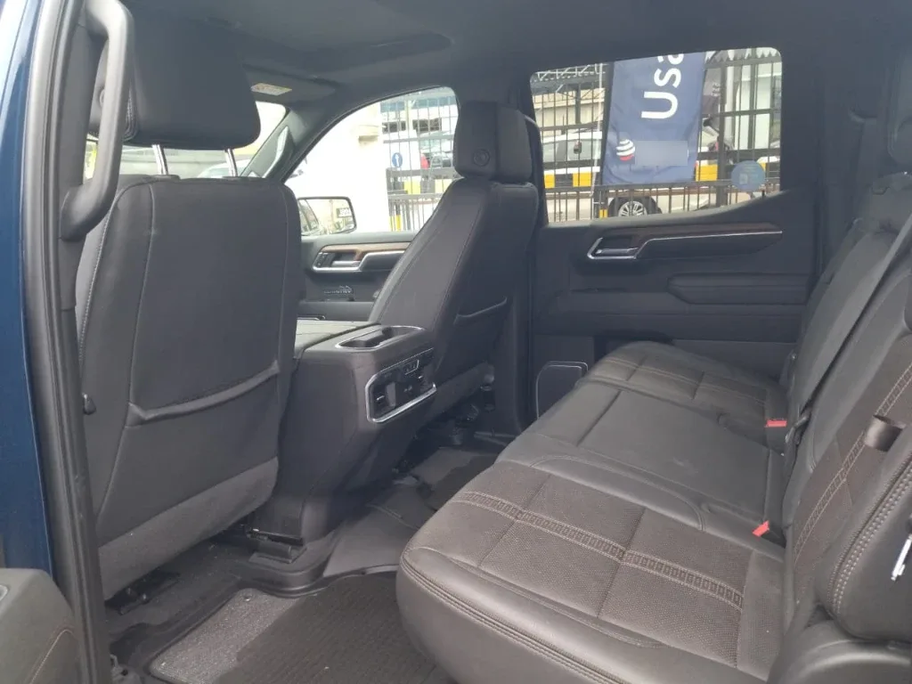 Chevrolet Silverado 3.0 High Country 4x4 At 4p año 2023