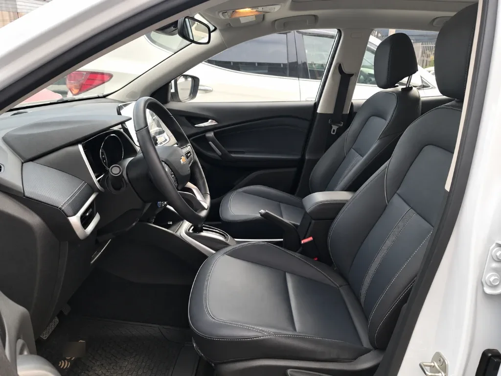 Chevrolet Tracker 1.2t Premier At S (c) año 2025