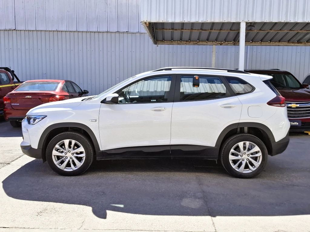 Chevrolet Tracker 1.2t Ltz R 4x2 At 5p año 2025