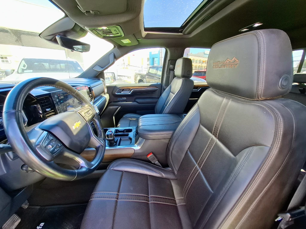 Chevrolet Silverado 3.0 High Country 4x4 At 4p año 2025