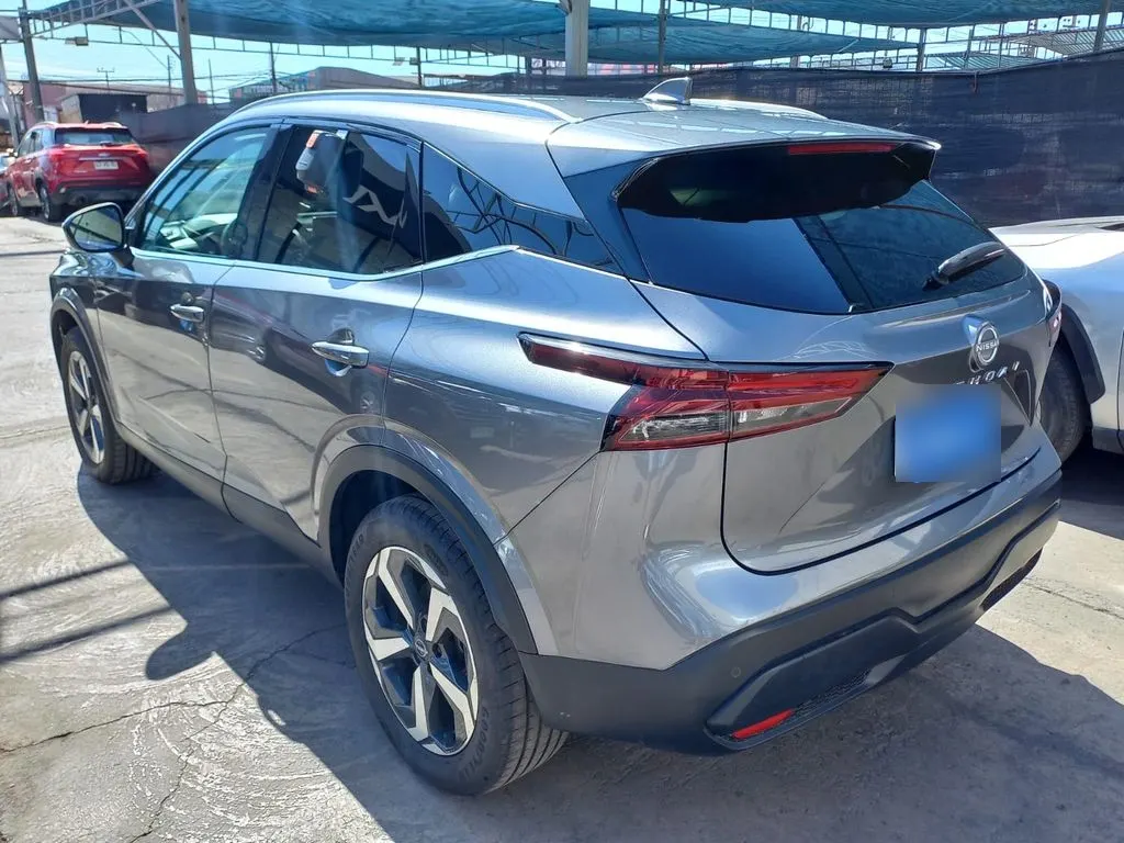 Nissan Qashqai 1.3t Advance 2wd Cvt At 5p año 2025