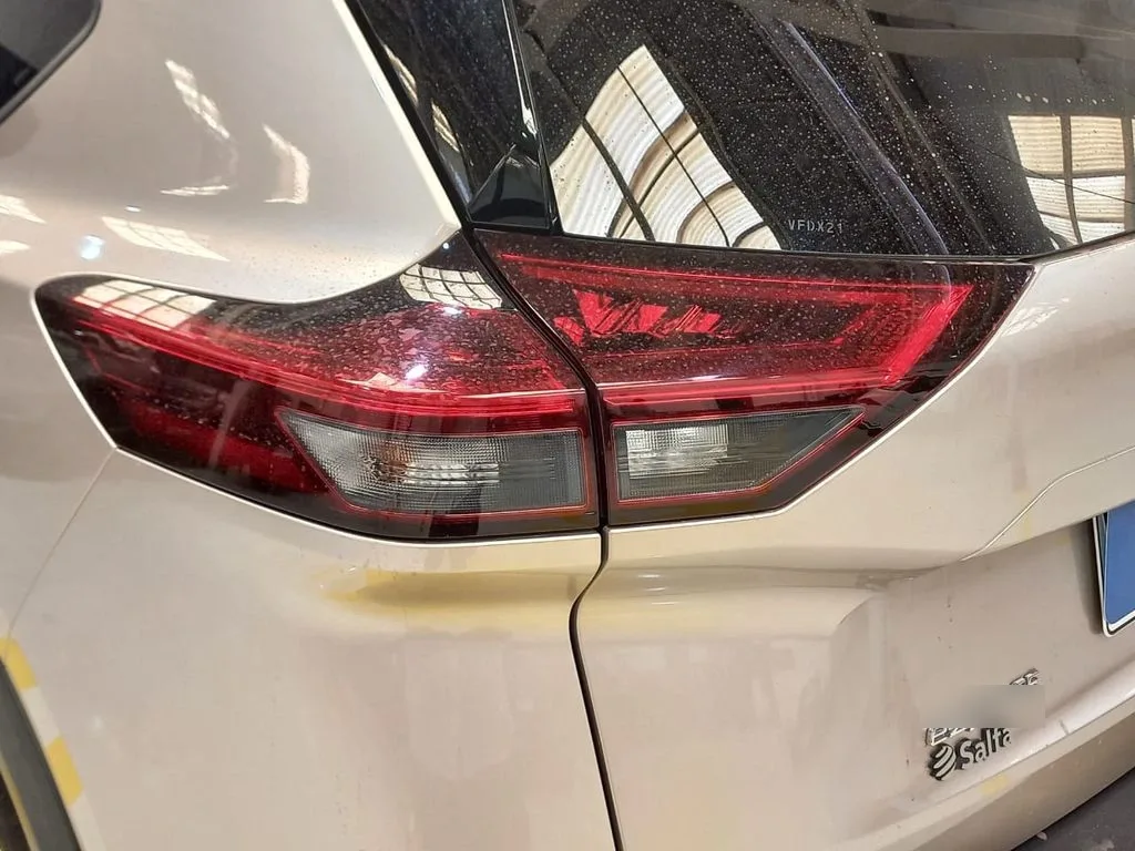 Nissan X-Trail 1.5 E-Power Exclusive Hybrid 4x4 Cvt At 5p año 2025