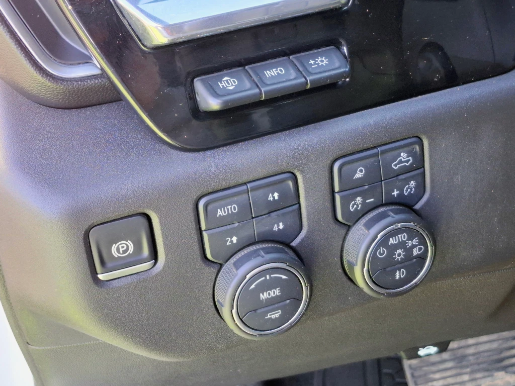 Chevrolet Silverado 3.0 High Country 4x4 At 4p año 2025