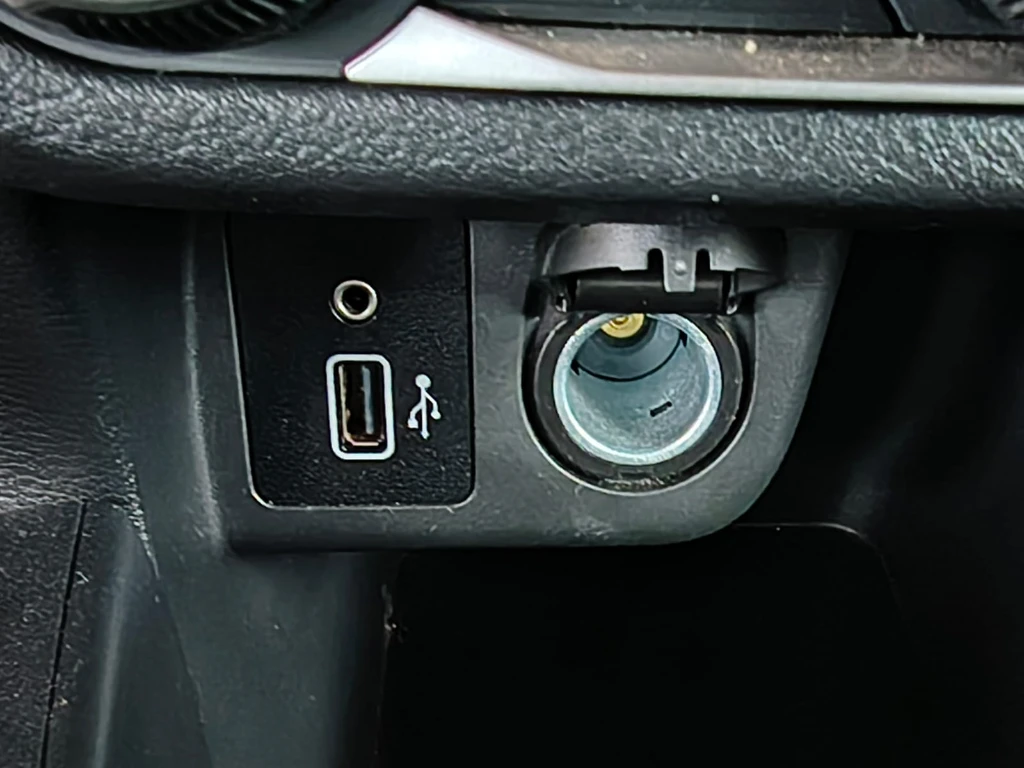 Nissan Versa Sense 1.6 Mt 4x2 año 2025