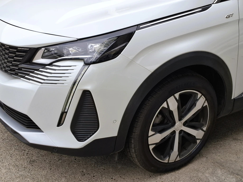 Peugeot 5008 1.5 Gt Bluehdi 4x2 130 Eat8 5p año 2022