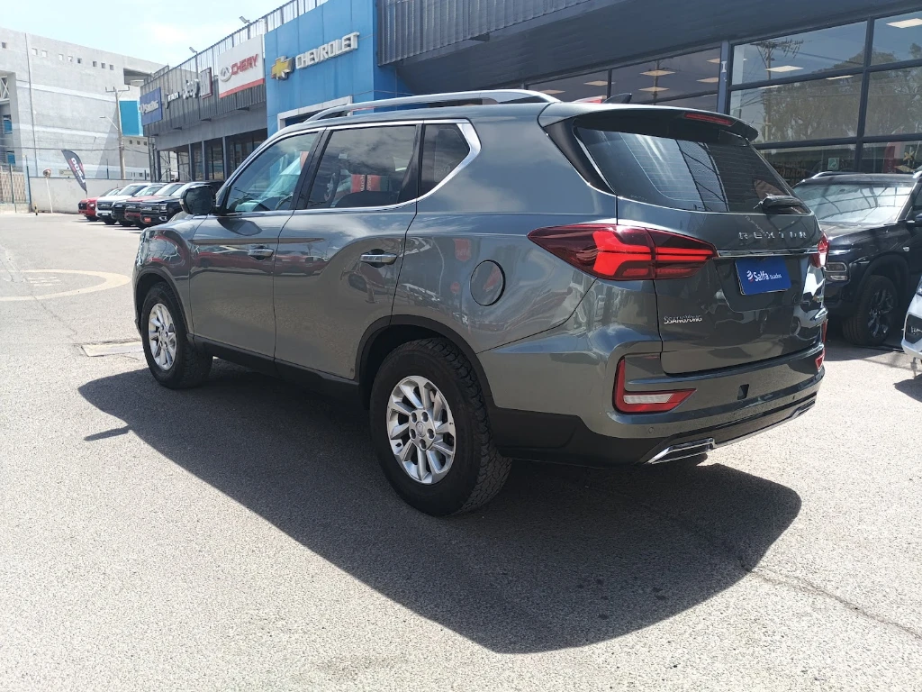 Ssangyong Rexton 2.2t Glx Diesel 4x2 6ab 8at 5p año 2023
