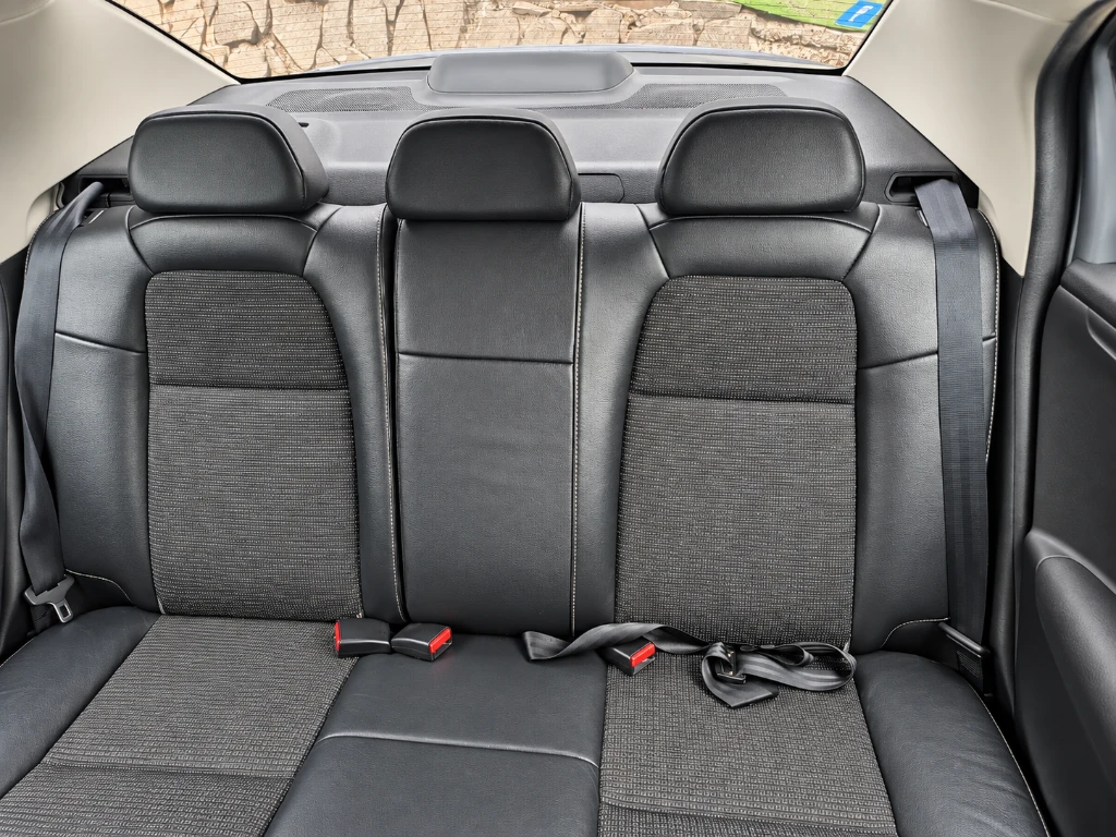 Peugeot 301 1.6 Allure Hdi 92 Mt Diesel año 2022