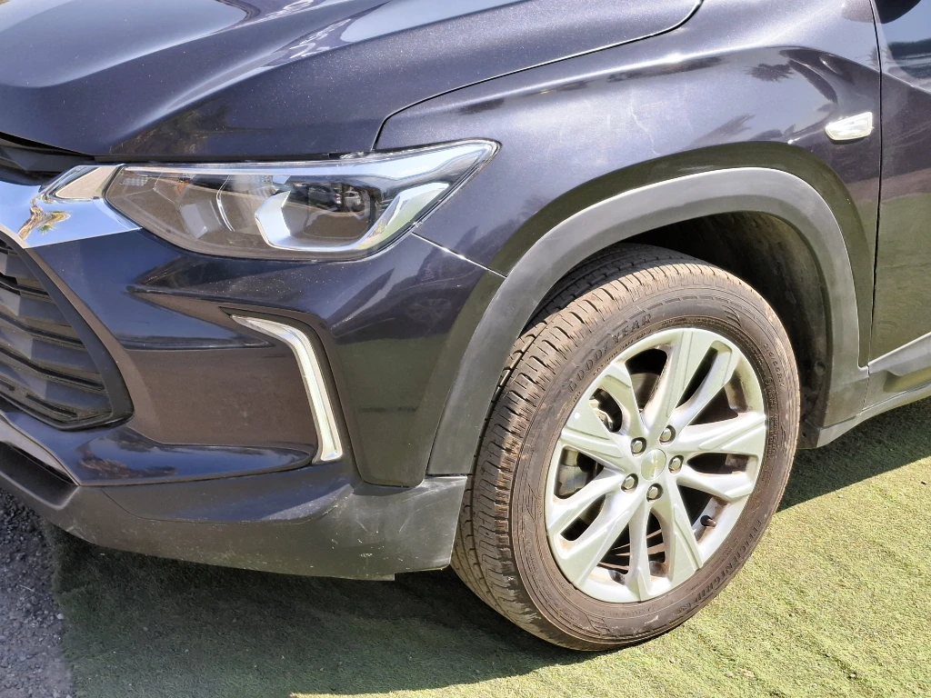 Chevrolet Tracker 1.2t Ltz R 4x2 At 5p año 2025