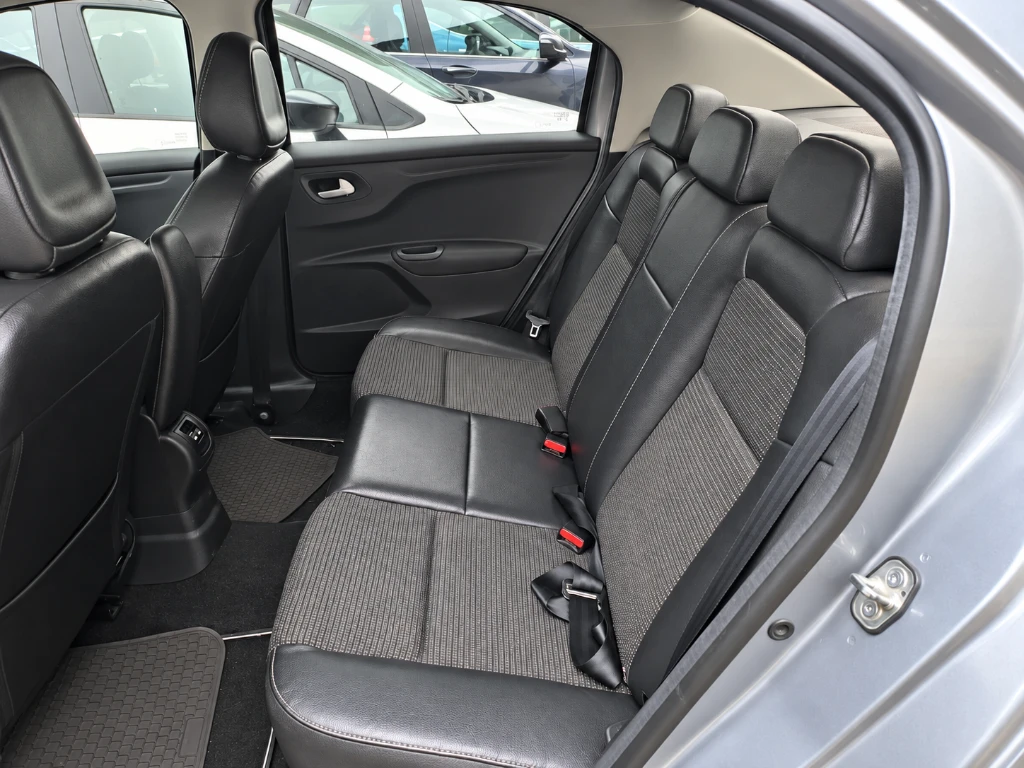 Peugeot 301 1.6 Allure Hdi 92 Mt Diesel año 2022