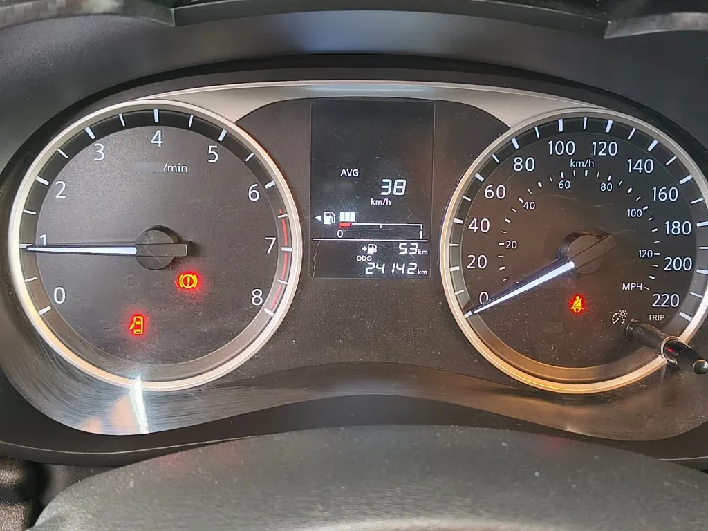 Nissan Versa 1.6 Sense 4x2 Mt 4p año 2025