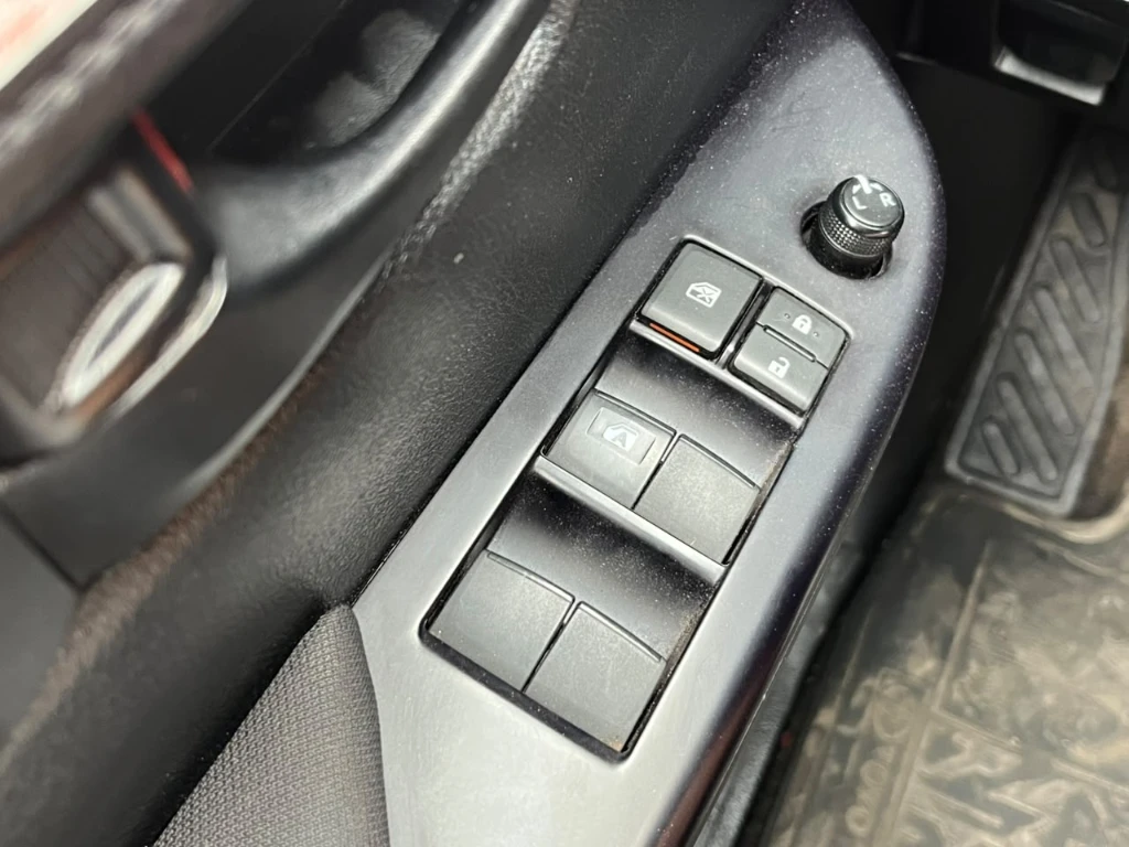 Toyota Hilux Dc 4x4 2.4 D Dx Mt año 2024