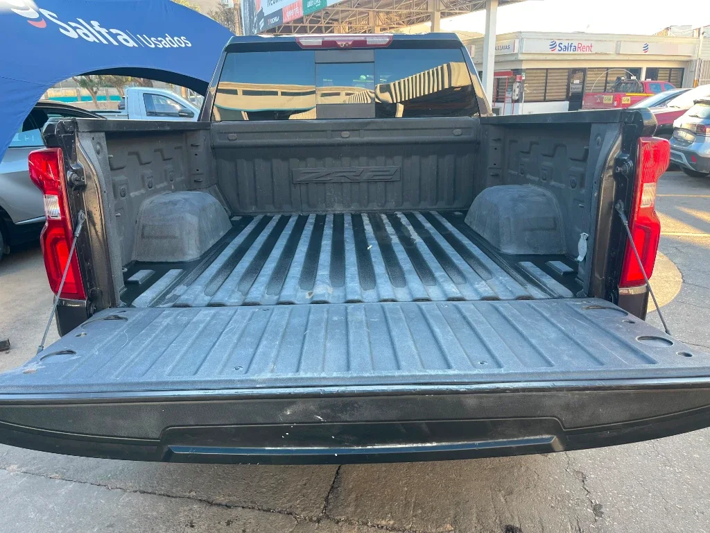 Chevrolet Silverado 6.2 Zr2 4x4 At 4p año 2024