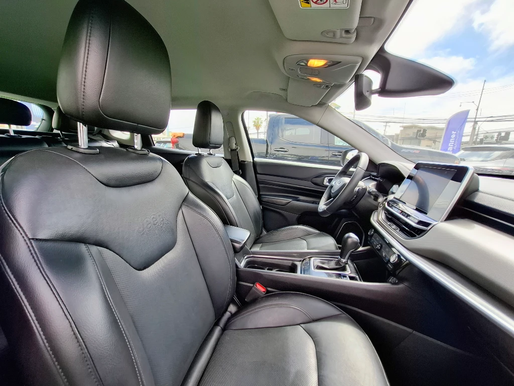 Jeep Compass 1.3 Longitude 4x2 At 5p año 2023