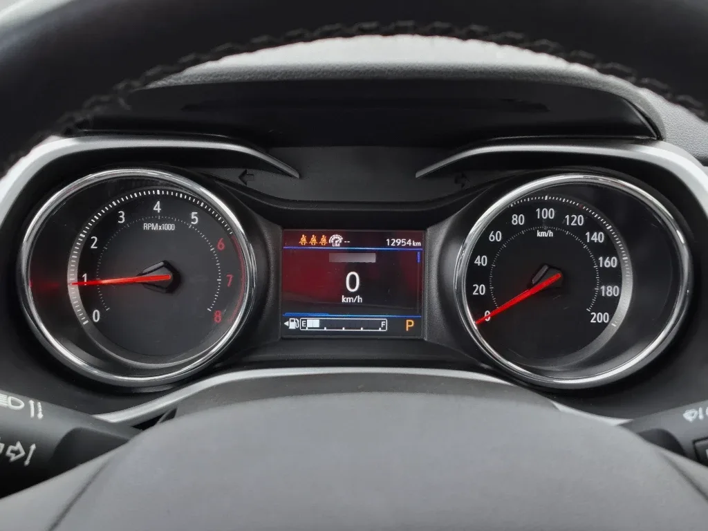 Chevrolet Tracker 1.2t Premier At S año 2025