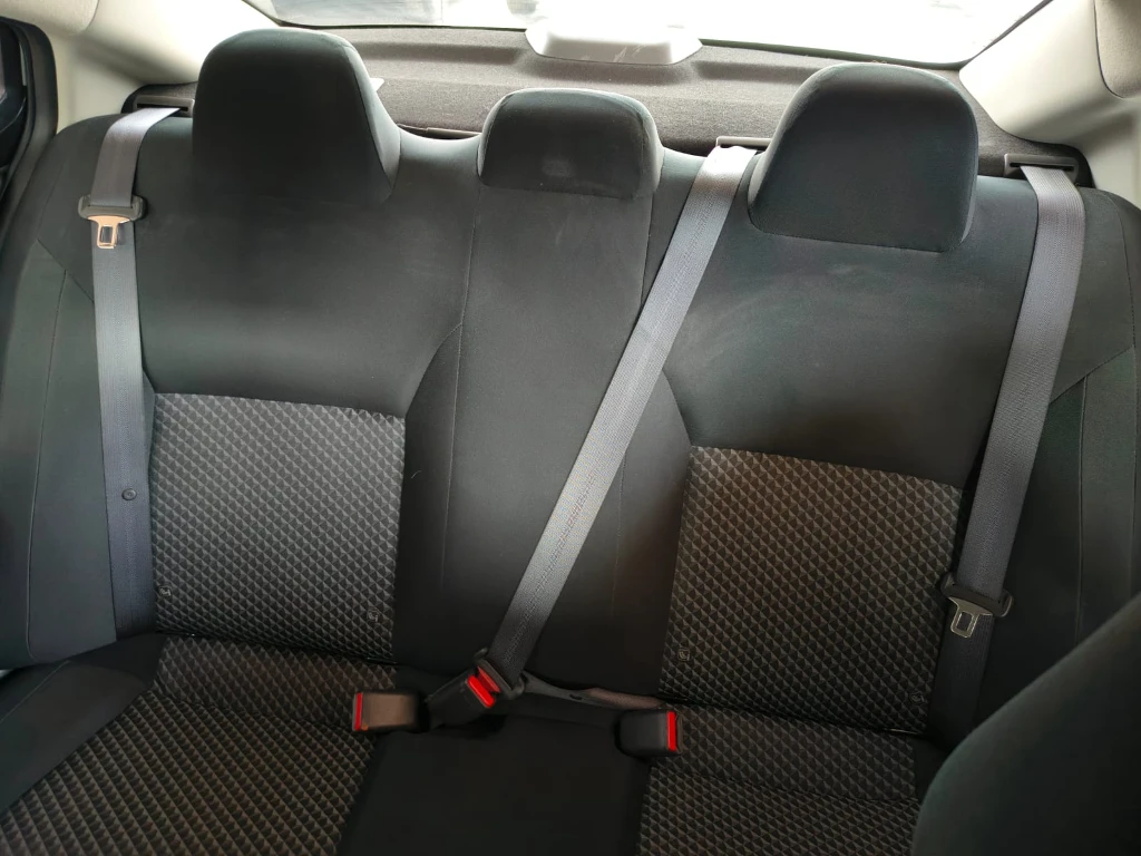 Nissan Versa 1.6 Sense 4x2 Mt 4p año 2025