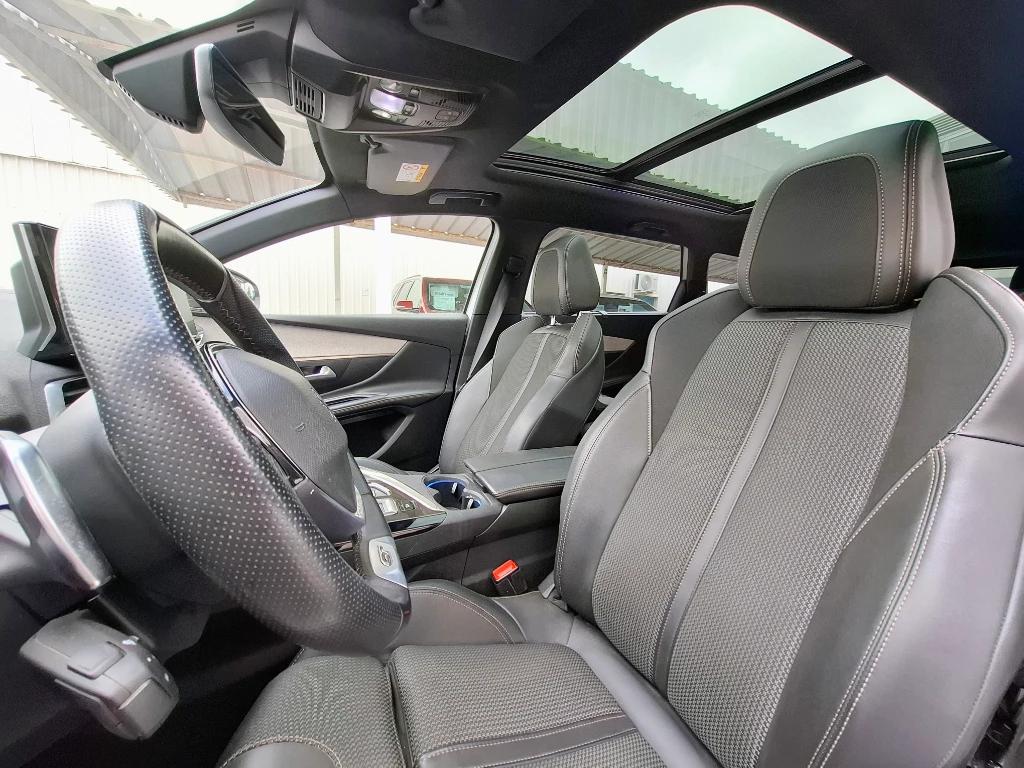 Peugeot 5008 1.5 Gt Bluehdi 4x2 130 Eat8 5p año 2022