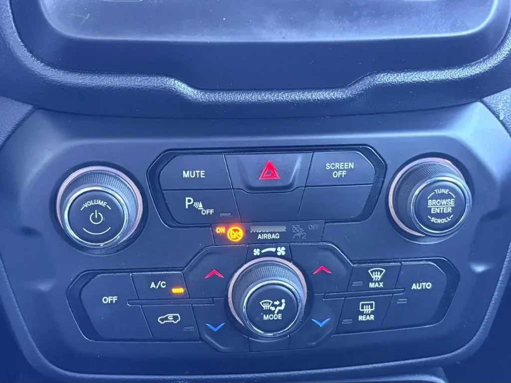 Jeep Renegade 1.8 Sport Lx Mt año 2019
