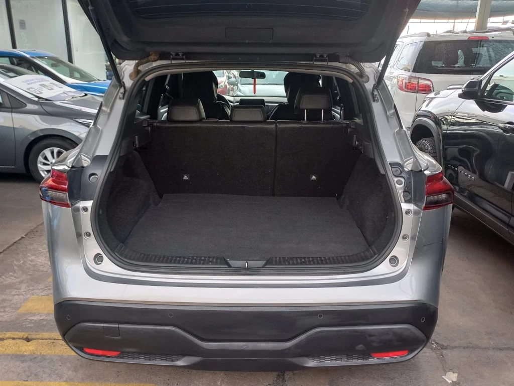 Nissan Qashqai 1.3t Advance 2wd Cvt At 5p año 2023