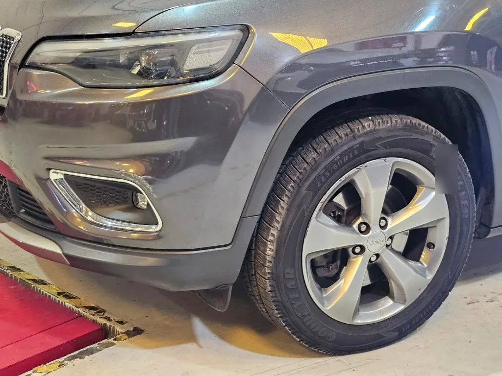 Jeep Cherokee 3.2 Limited 4x4 At 5p año 2019
