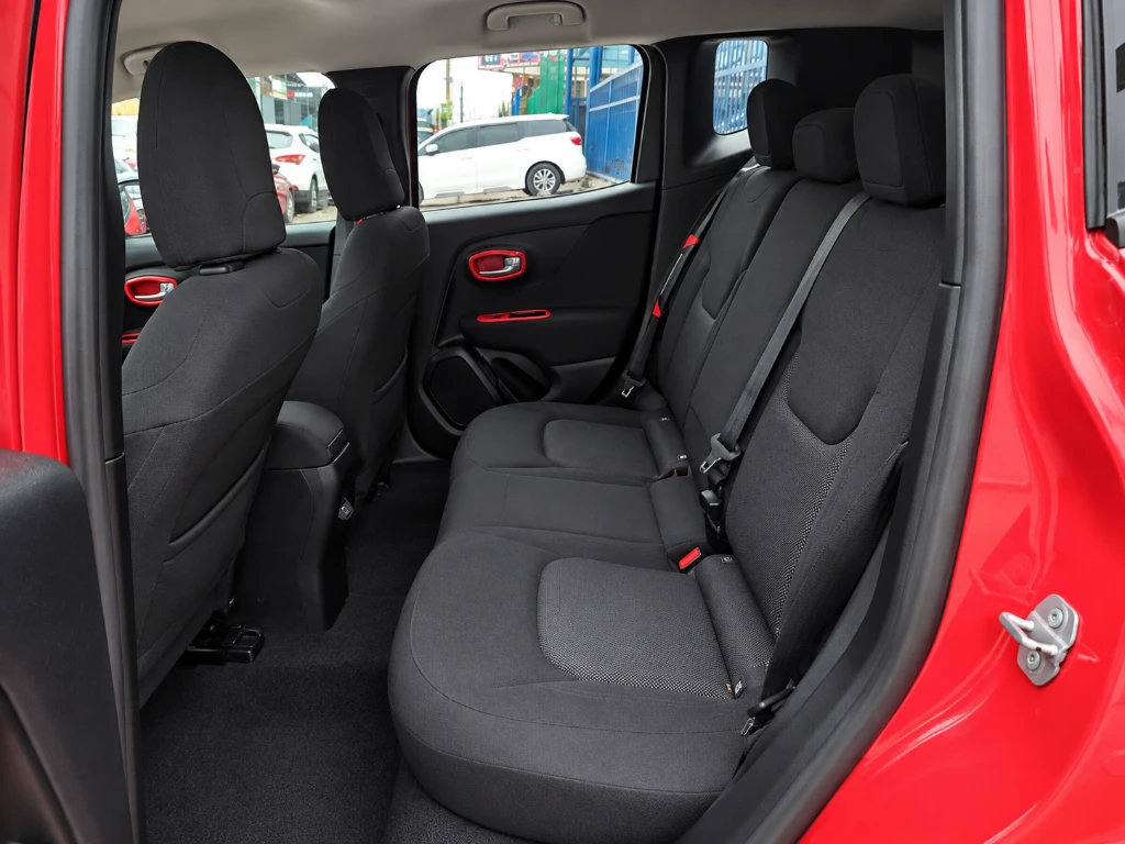 Jeep Renegade 1.8 Sport Lx 4x2 At 5p año 2022