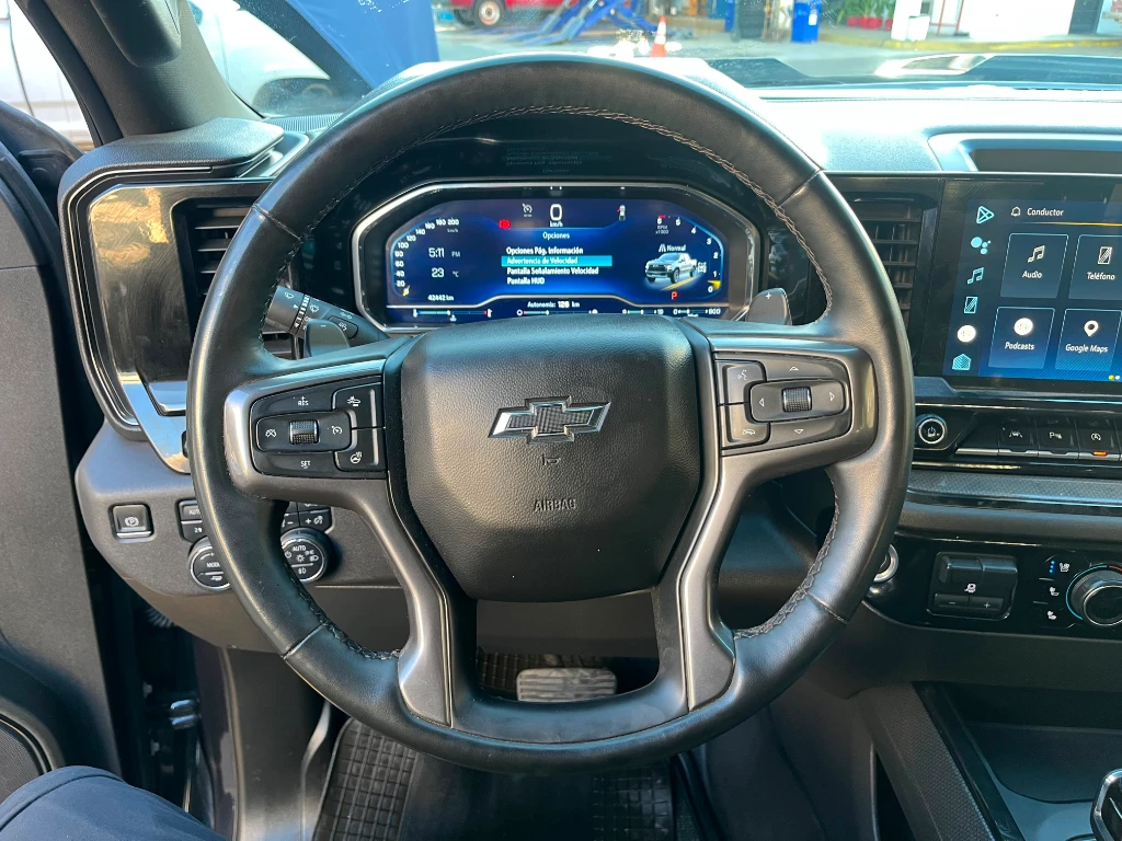 Chevrolet Silverado 6.2 Zr2 4x4 At 4p año 2024