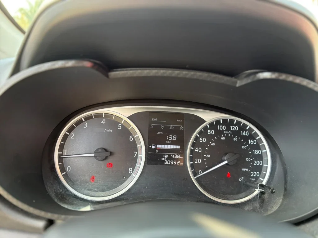 Nissan Versa 1.6 Sense 4x2 Mt 4p año 2025