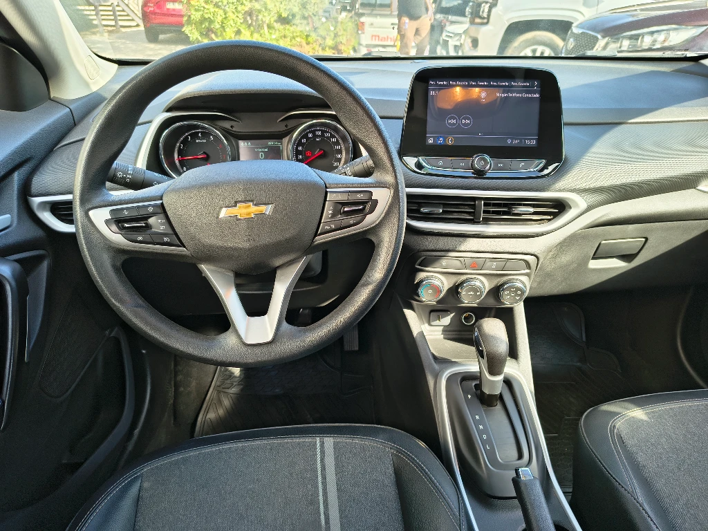 Chevrolet Tracker 1.2t Ltz R 4x2 At 5p año 2025