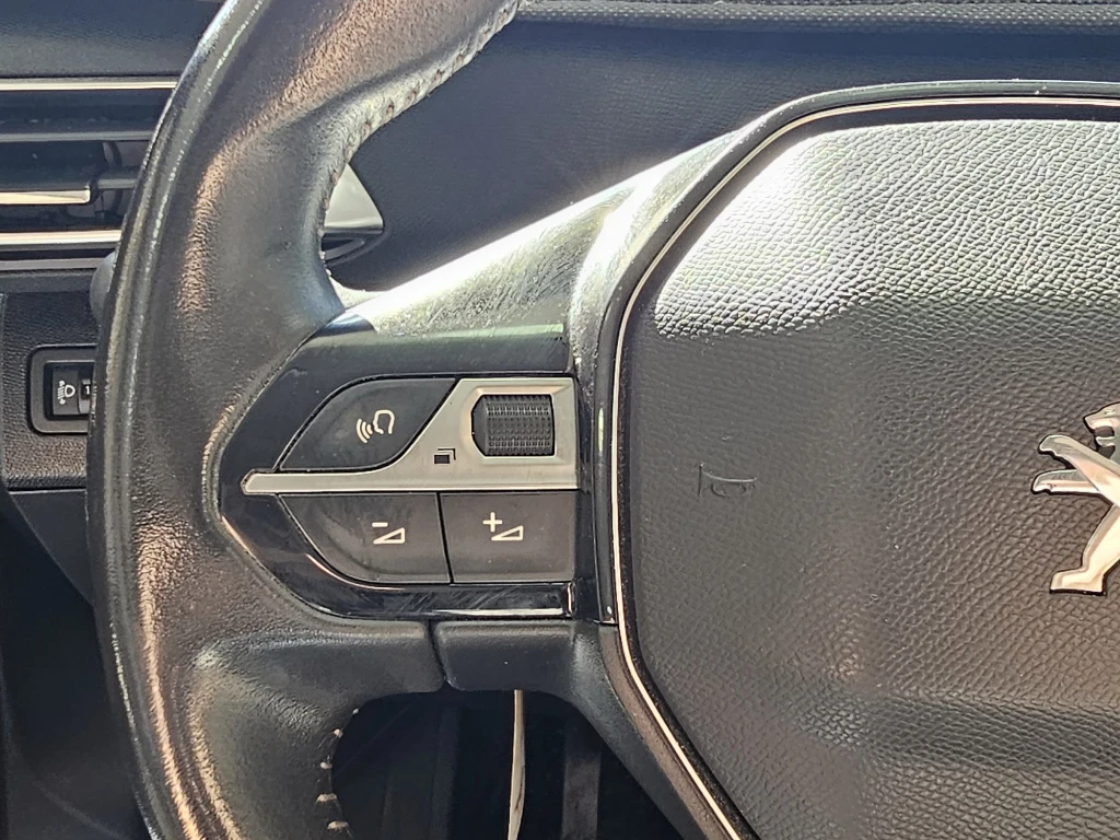 Peugeot 3008 1.5 Active Bluehdi 130 Mt Diesel año 2022