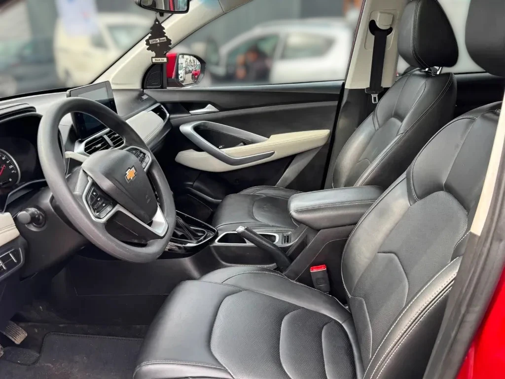 Chevrolet Captiva 1.5t Ltz Fwd Cvt At 5p año 2022