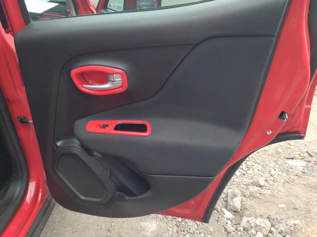 Jeep Renegade 1.8 Sport Lx 4x2 At 5p año 2022