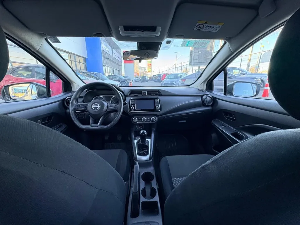 Nissan Versa Sense 1.6 Mt 4x2 año 2025