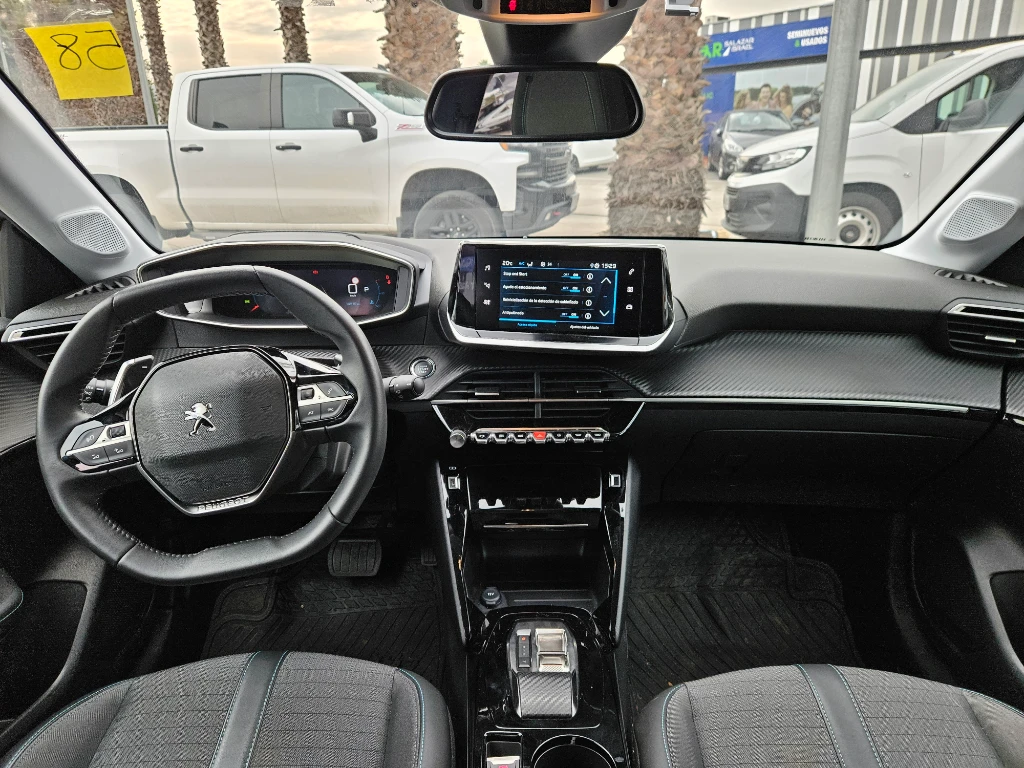 Peugeot 208 1.2t Mca Puretech 130 Allure 4x2 Eat8 5p año 2024