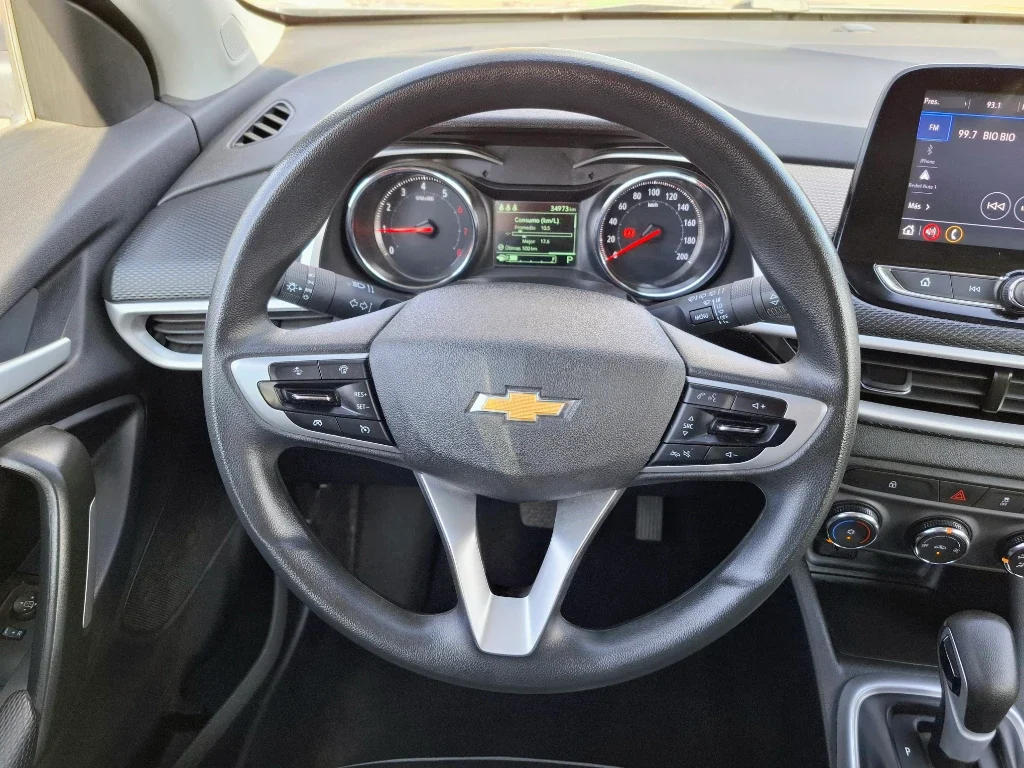 Chevrolet Tracker 1.2t Ltz R 4x2 At 5p año 2025