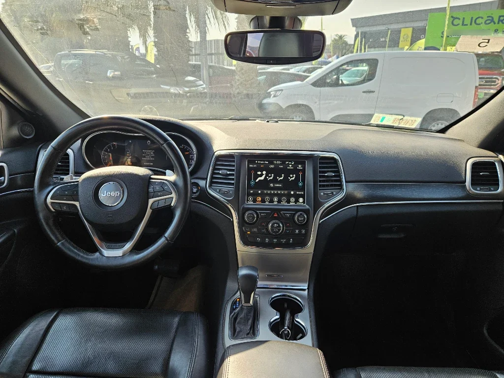 Jeep Grand Cherokee 3.6 Limited Lx 4x4 At 5p año 2018