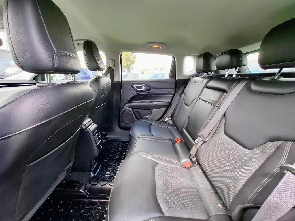 Jeep Compass 1.3 Longitude 4x2 At 5p año 2023