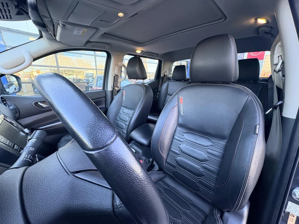 Nissan Navara 2.3d Pro4x Diesel 4x4 Dob.cab. At 4p año 2024